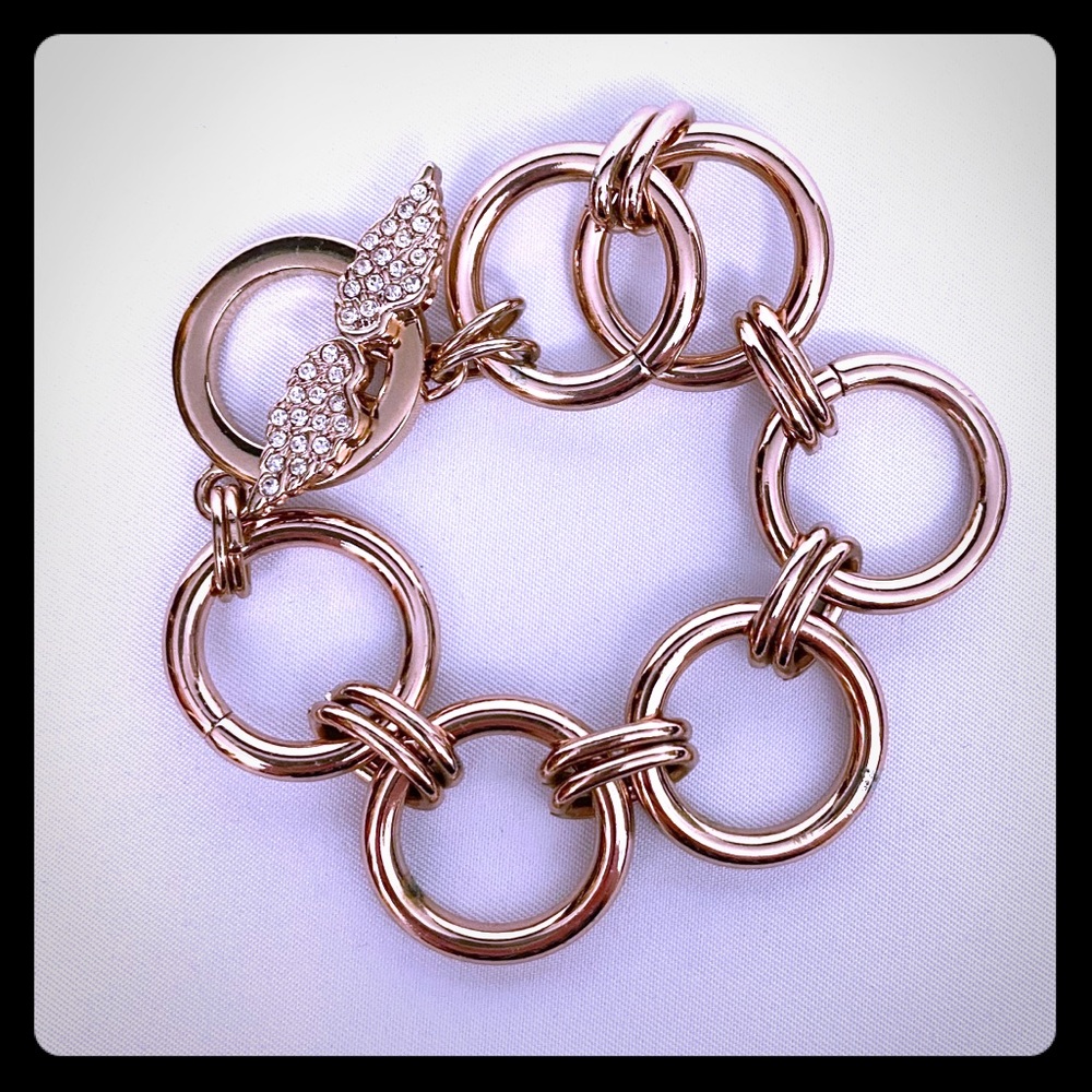 ‘SOLD’ VS Rose Gold Chain Bracelet Angel Wings
